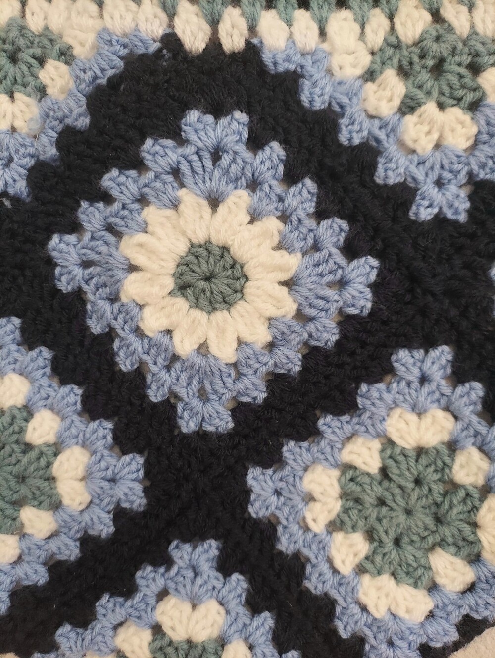 Granny Squares Crochet Tote Bag Handmade Fully Lined Blue, Navy, White - Picture 2 of 8